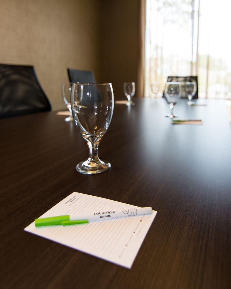 Отель Courtyard By Marriott Raleigh-Durham Airport/Brier Creek Экстерьер фото